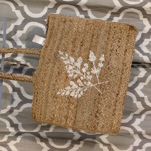 Bee willow jute bag